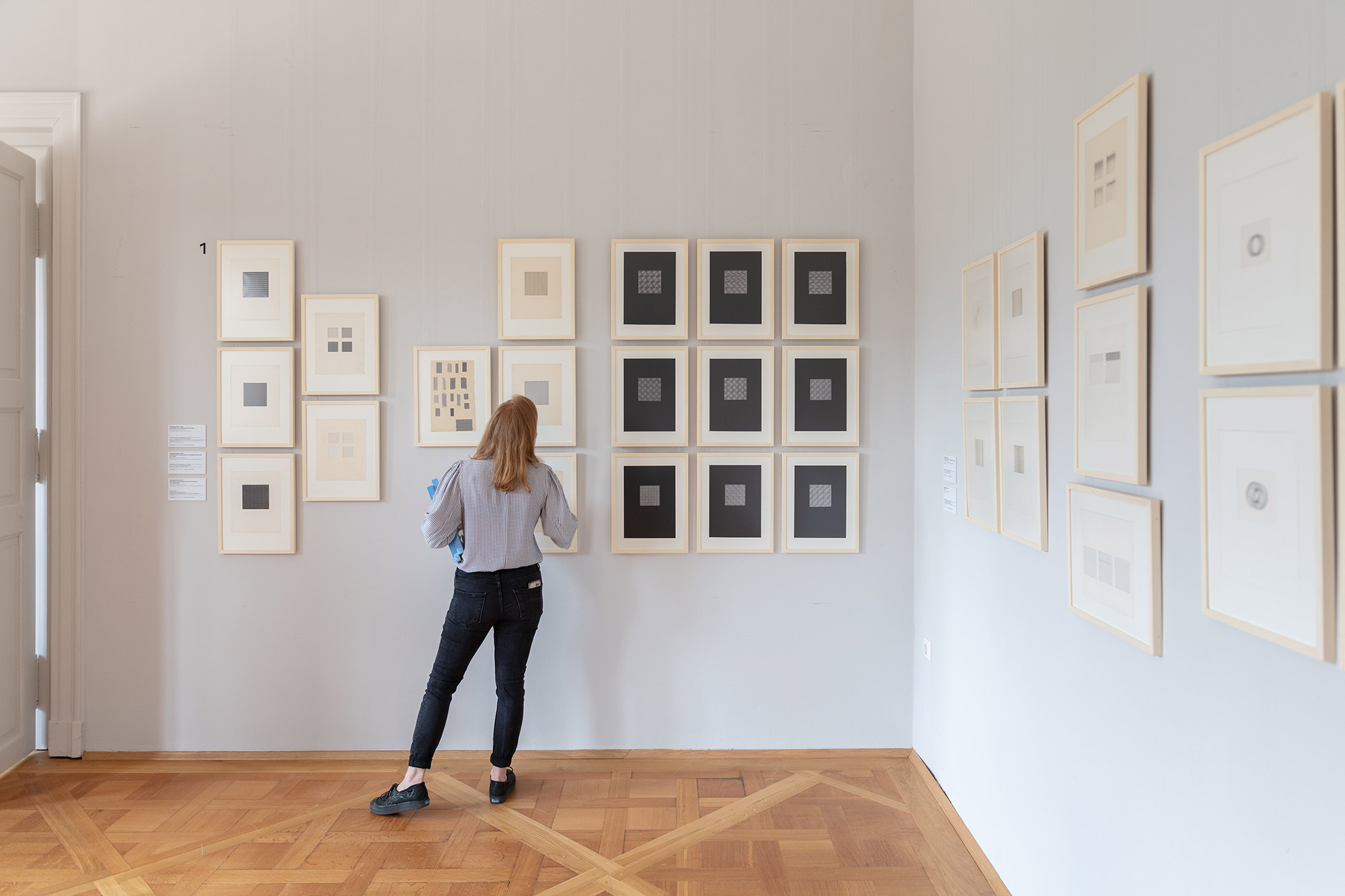 Schoenheit-der-Form_SKD_Ausstellungsansicht12kr